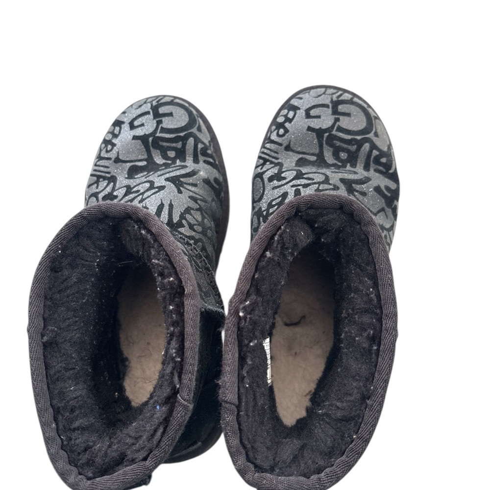 Classic Mini Sparkle Graffiti Boots - Picture 6 of 7